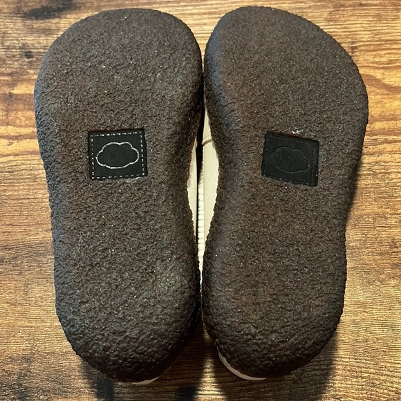 Blueprint Slip-on gum sole shoe 7 - Picture 4 of 8